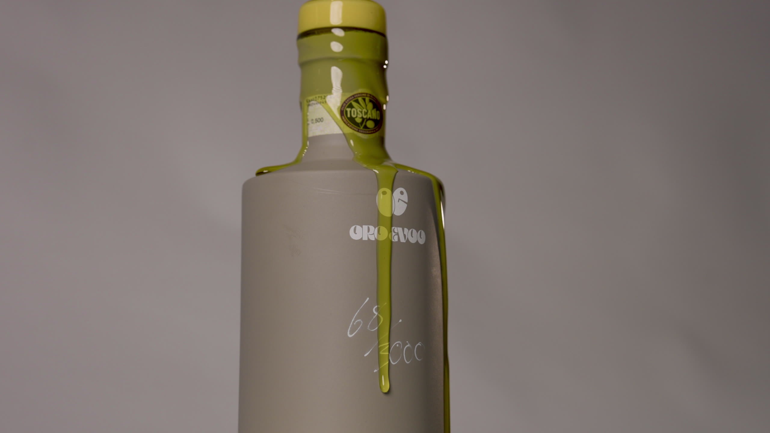 Batch 01 olive oil pour